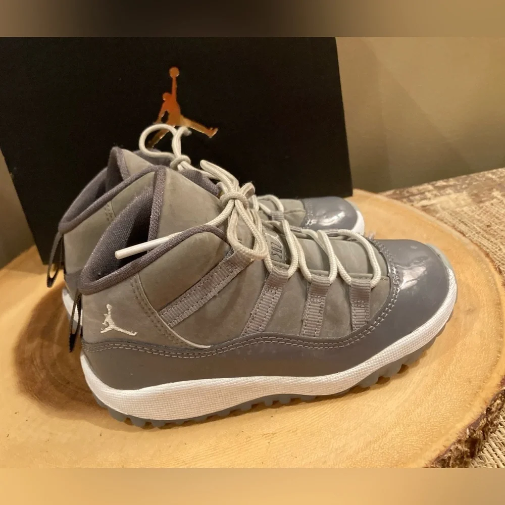 Nike Air Jordan‎ 11 Retro TD Cool Grey Toddler Sneakers Size 9C 378040-005 W/box